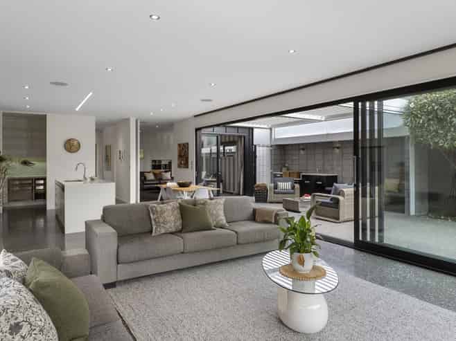 48 Office Road, Merivale