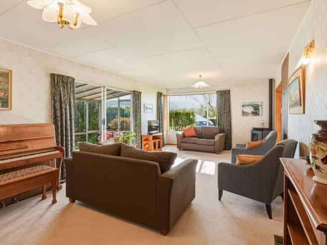 28 Howorth Road, FAIRFIELD