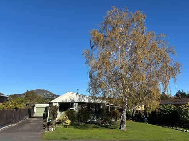 28 Howorth Road, FAIRFIELD