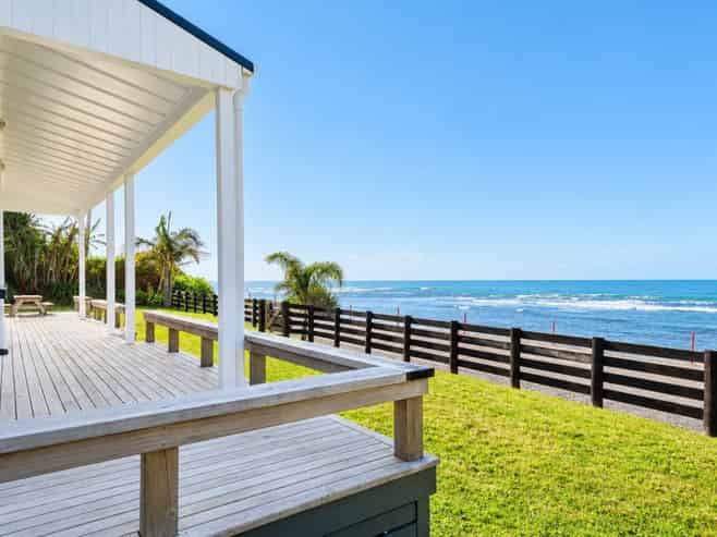 165 Beach Road, Tokomaru Bay