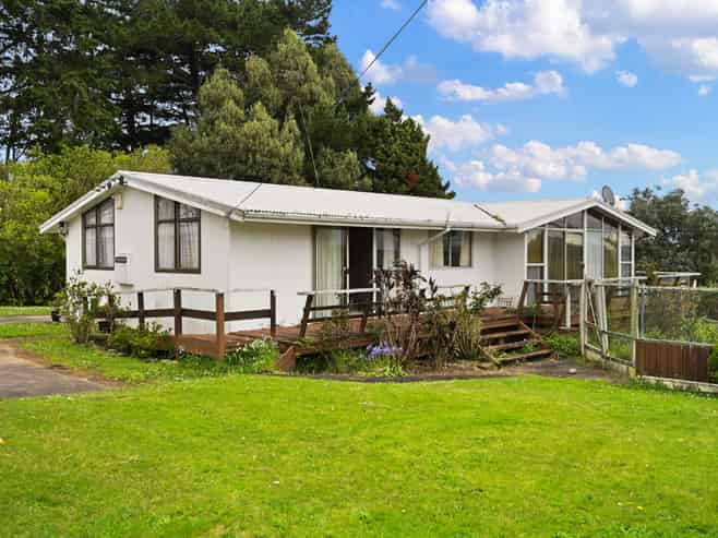 738 Tuhikaramea Road, Ngahinapouri