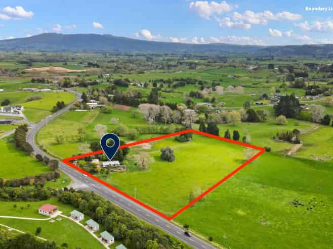 738 Tuhikaramea Road, Ngahinapouri