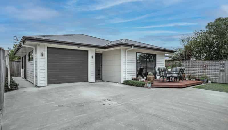113B Bartholomew Road, Levin