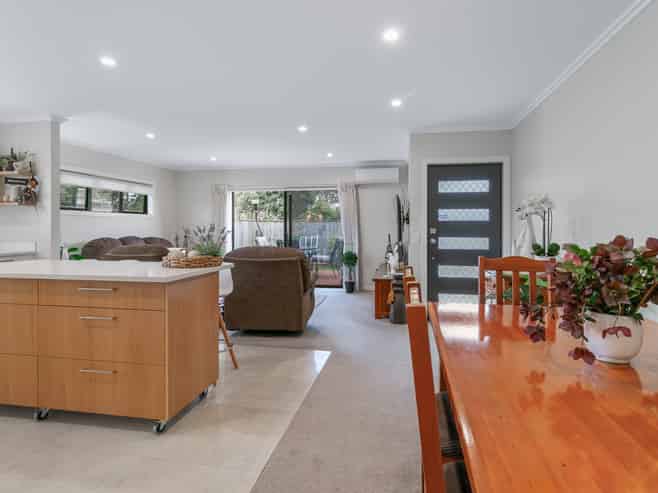 113B Bartholomew Road, Levin