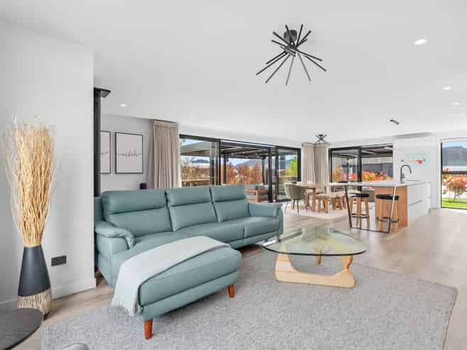 3 Wallace Place, Wanaka