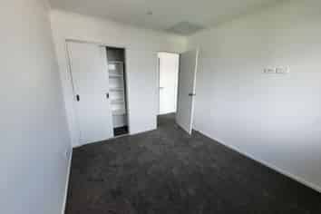 B/157 Riverside Avenue, Point England