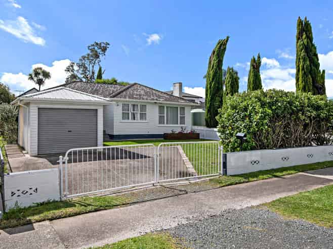 1/154 Manuroa Road, Takanini
