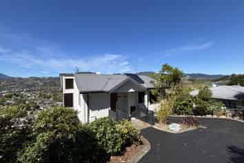 159 Princes Drive, Britannia Heights