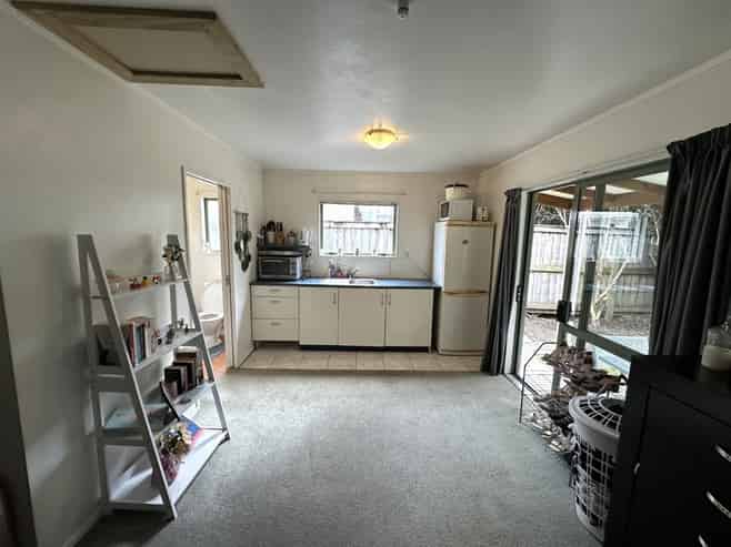 23A Rosalind Street, Deanwell