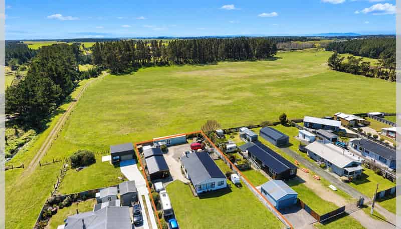 35 Edinburgh Terrace, Foxton Beach