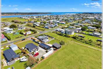 35 Edinburgh Terrace, Foxton Beach