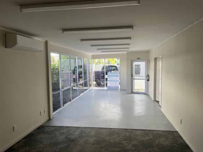 Great Value Te Rapa Commercial Unit