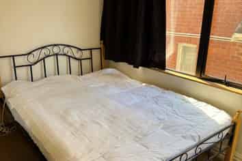 Room 6/63A Queen Street, North Dunedin