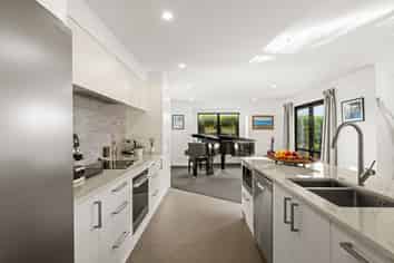 67 Liffey Springs Drive, Lincoln