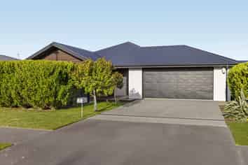 67 Liffey Springs Drive, Lincoln