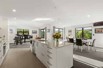 67 Liffey Springs Drive, Lincoln