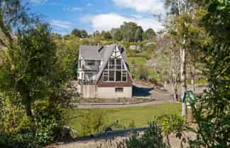 19 McAuley Road, PORTOBELLO