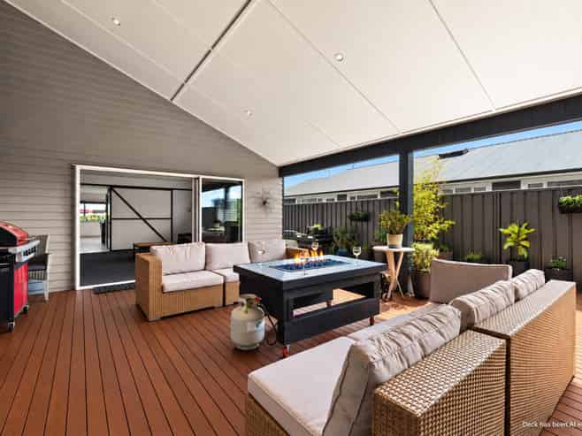 8 Lochhead Street, Mahora