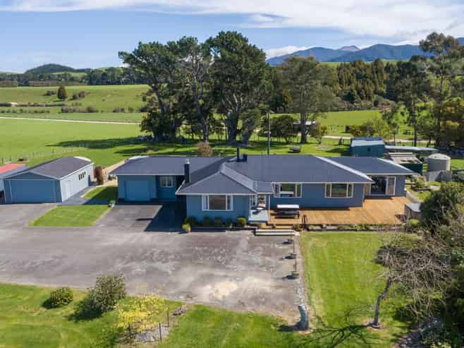 1827 State Highway 2, Masterton