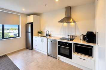 403/3 Rauemi Way, Te Atatu South