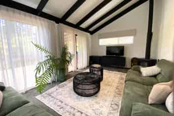 5 Menear Lane, Hillcrest
