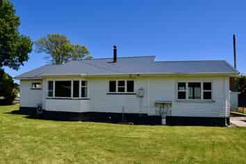129 Waverley Street, Karamea