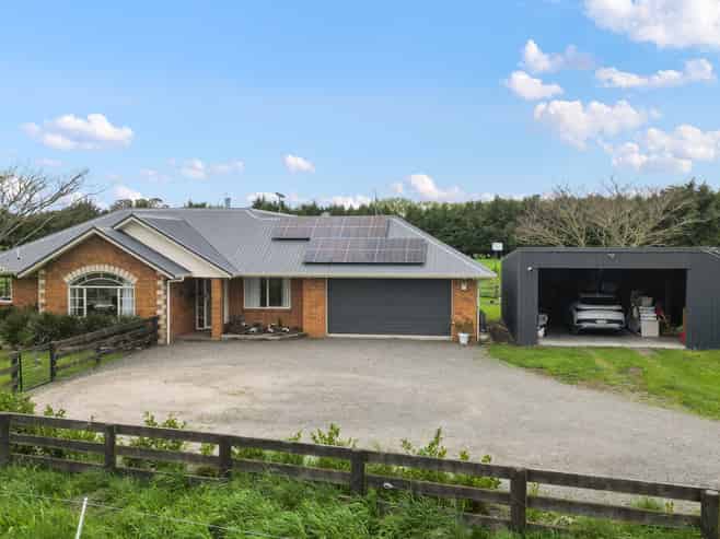 590 Holland Road, Eureka