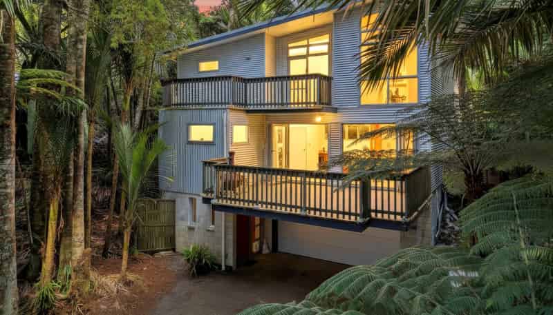 39 Paturoa Road, Titirangi