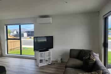 46A Crossley Avenue, Woodend