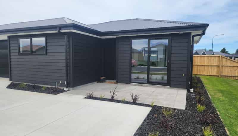 46A Crossley Avenue, Woodend
