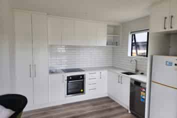 46A Crossley Avenue, Woodend