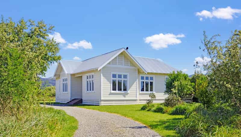 79 Longwood East Road, Featherston