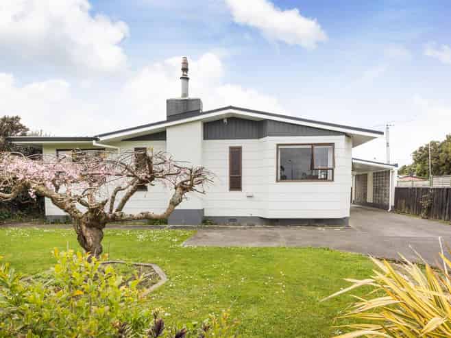  6 Oldfield Place, Bulls