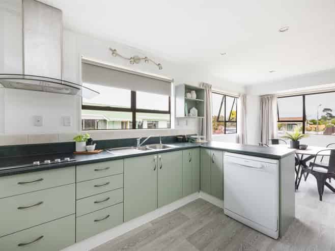  6 Oldfield Place, Bulls