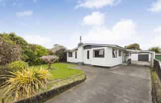  6 Oldfield Place, Bulls