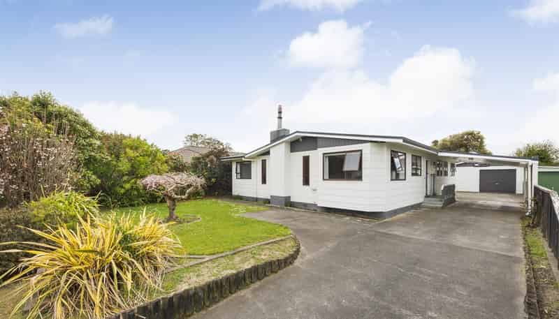  6 Oldfield Place, Bulls