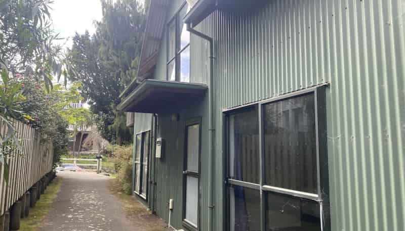 7A  Alva Street, Dunedin Central