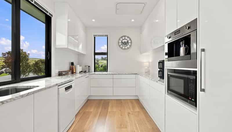 30 Suzanna Lane, Ramarama