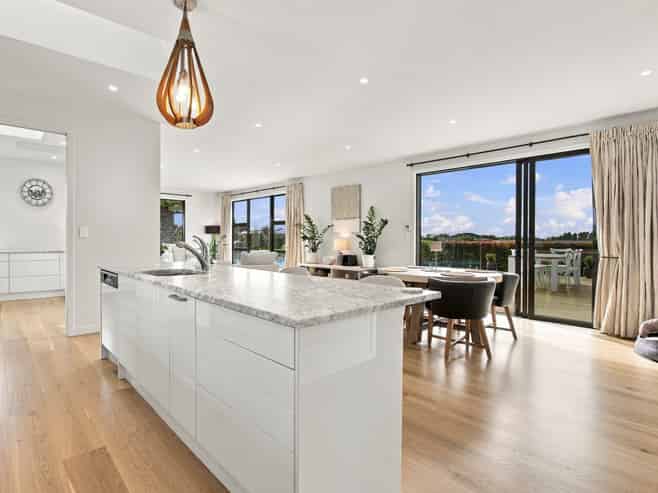 30 Suzanna Lane, Ramarama