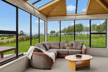 79 Brook Road, Awhitu