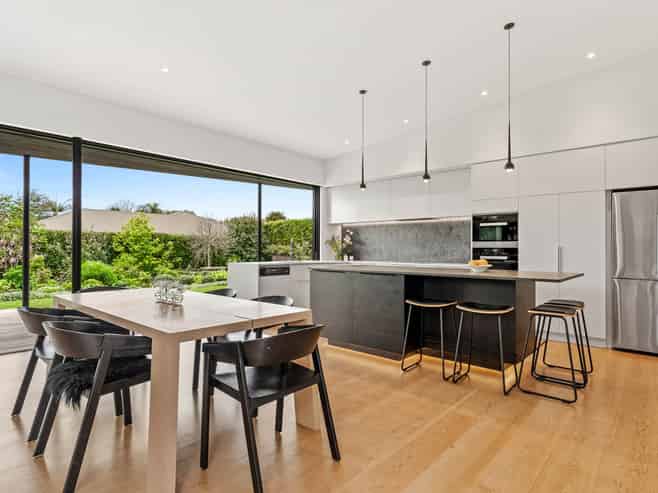 13 Wrybill Way, Point Wells