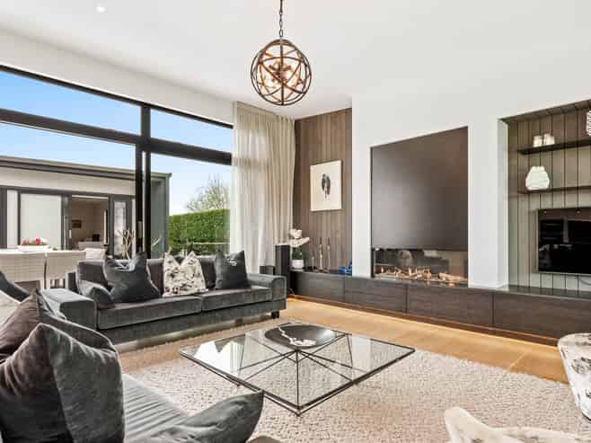 13 Wrybill Way, Point Wells