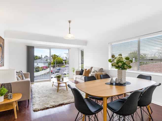 2/134 Taylors Road, Mount Albert