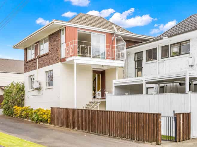2/134 Taylors Road, Mount Albert