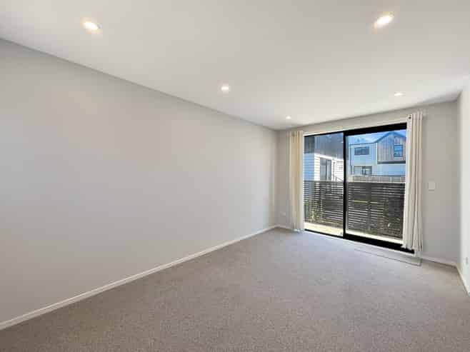 5 Woodcarver Lane, Titahi Bay