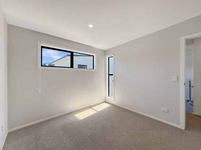 5 Woodcarver Lane, Titahi Bay