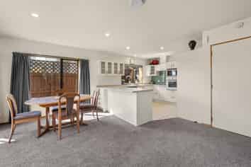 106 Middle Road, Allenton