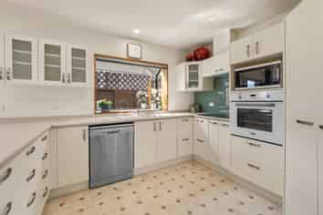 106 Middle Road, Allenton