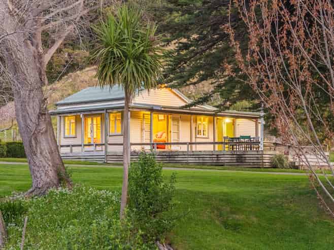 346b Paremata Haywards Road, Pauatahanui
