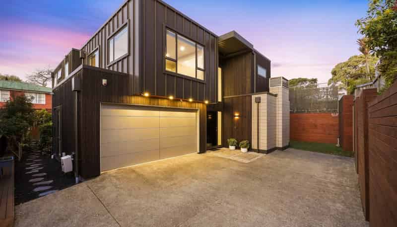 60 St Leonards Road, Epsom